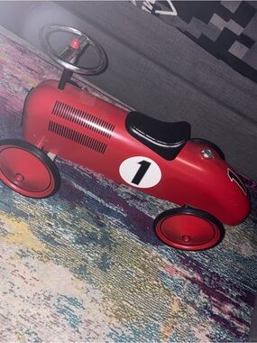 Schylling Speedster Ride-on - Red Race Car